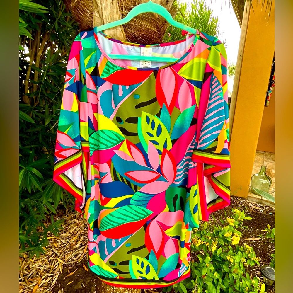 GORGEOUS TRINA TURK RAINFOREST DRESS/COVERUP SIZE LARGE NWT!